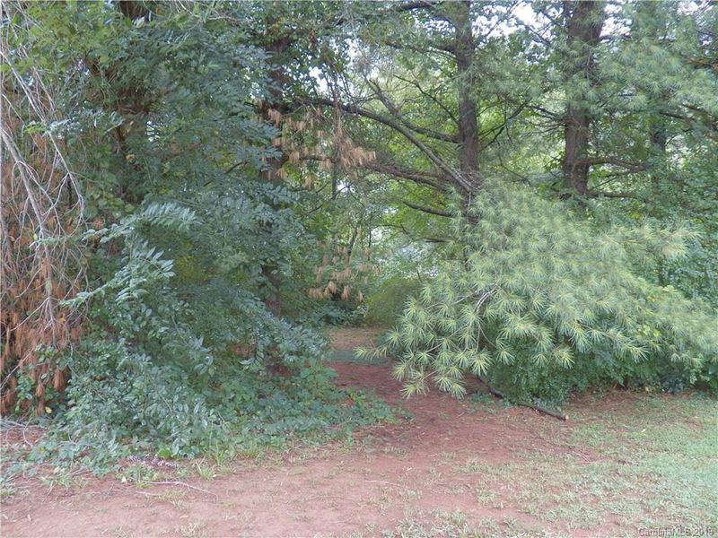 2545 Swanson Rd, Crouse, NC 28033