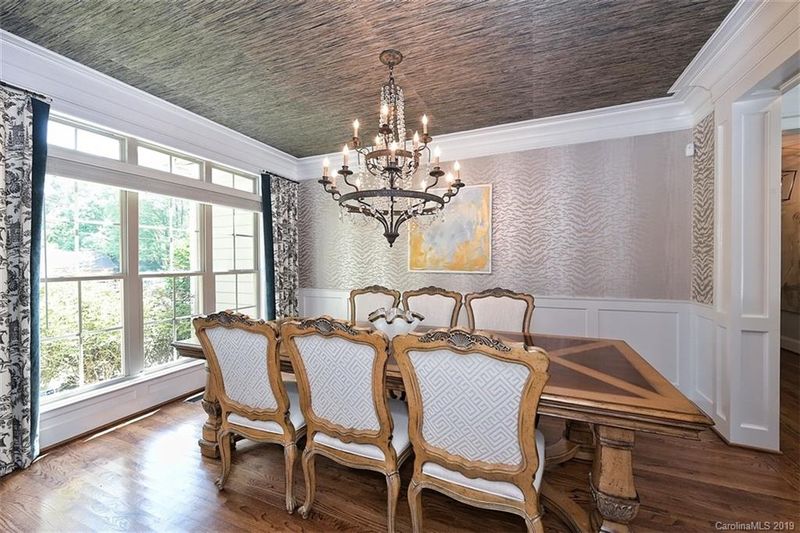 359 Beverly Cir, Charlotte, NC 28270