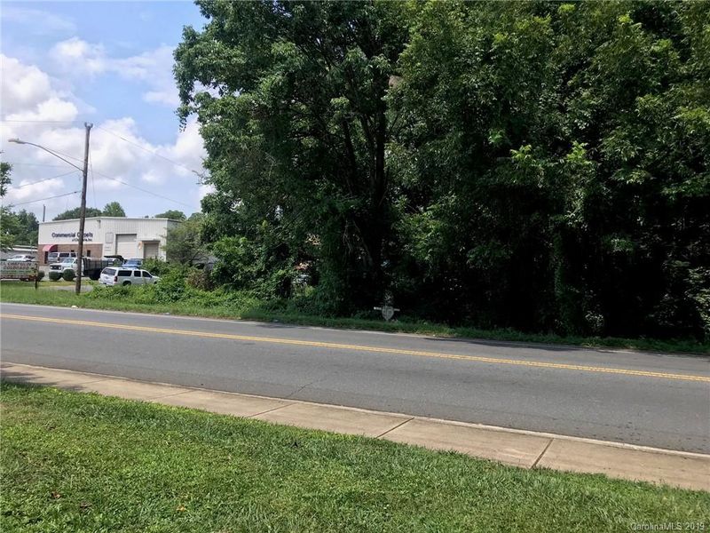 7619 Pence Rd, Charlotte, NC 28215