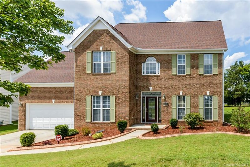 10515 Hellebore Rd, Charlotte, NC 28213