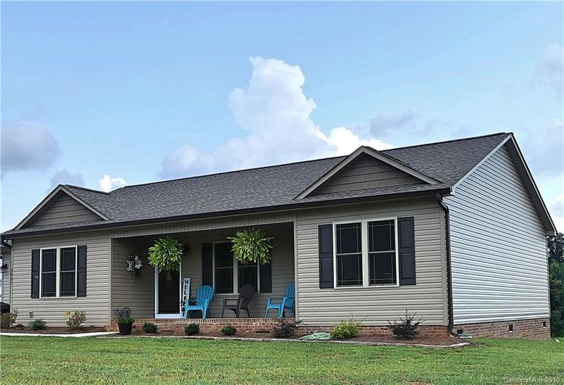 3931 Ritchie Rd, Lincolnton, NC 28092