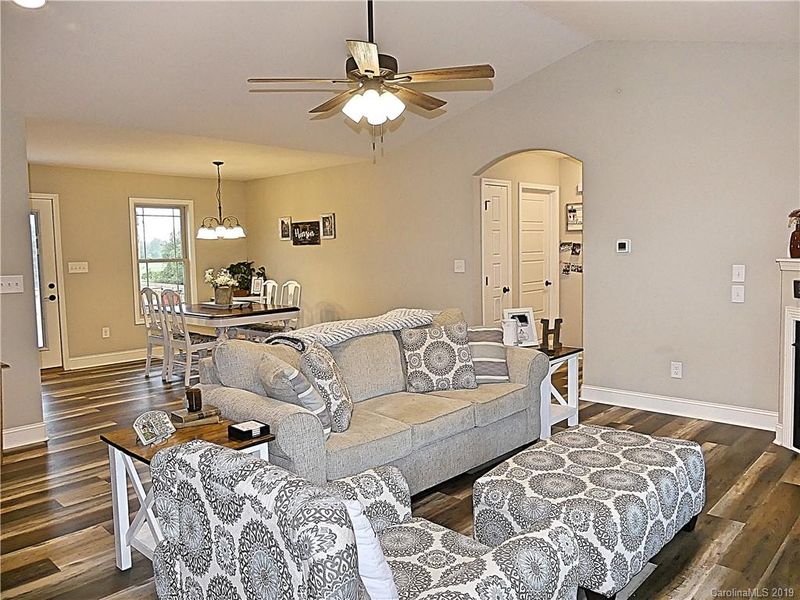 3931 Ritchie Rd, Lincolnton, NC 28092