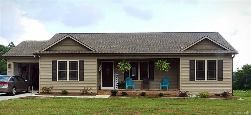 3931 Ritchie Rd, Lincolnton, NC 28092