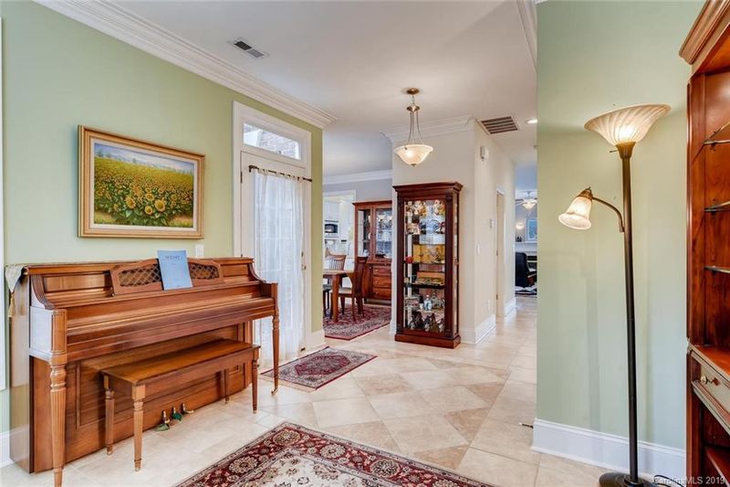 209 Caldwell Ln, Davidson, NC 28036