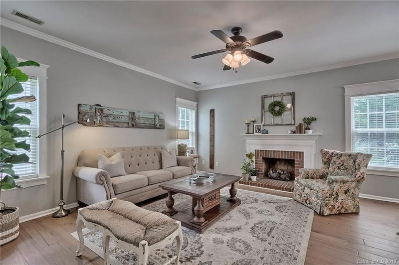 643 E Cheval Dr, Fort Mill, SC 29708