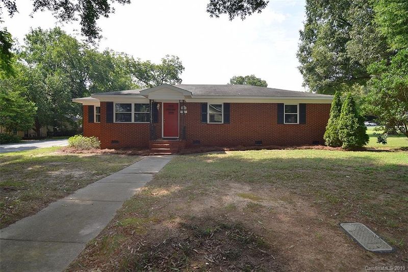 1101 W Crowell St, Monroe, NC 28112