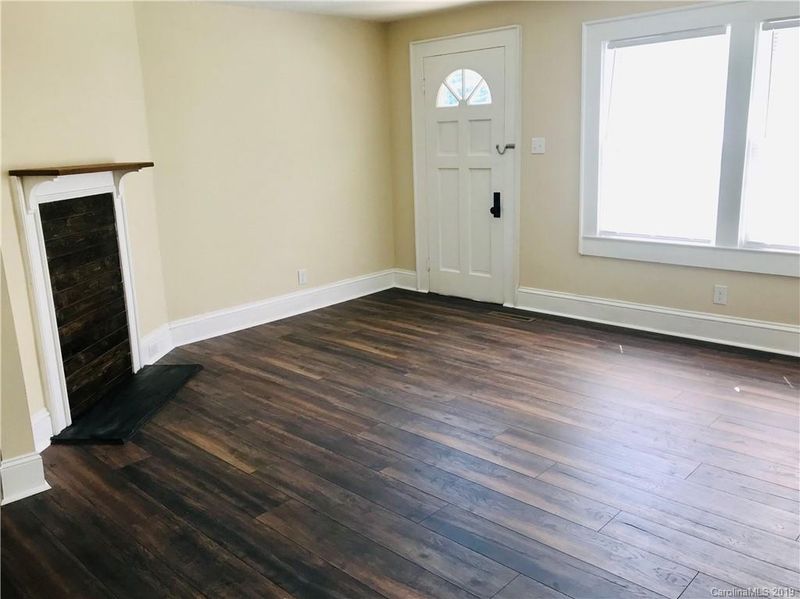 350 17th St NW, Hickory, NC 28601