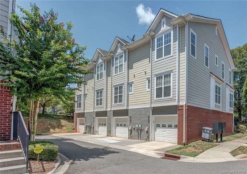 37 Myrtle St, Belmont, NC 28012
