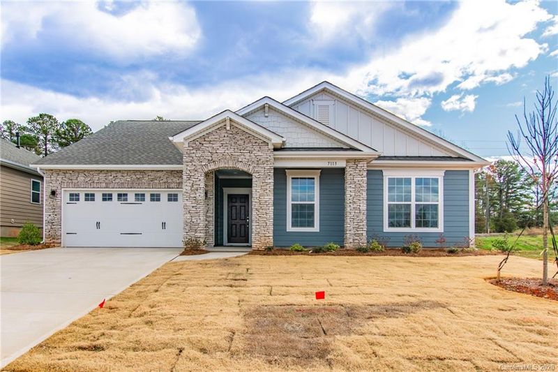 7113 Chrysanthemum Rd #157, Lancaster, SC 29720