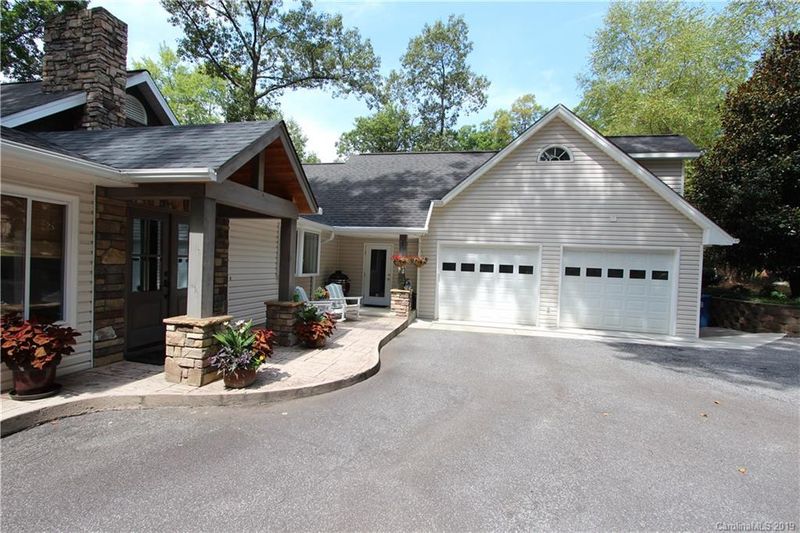3822 Gordon St, Terrell, NC 28682