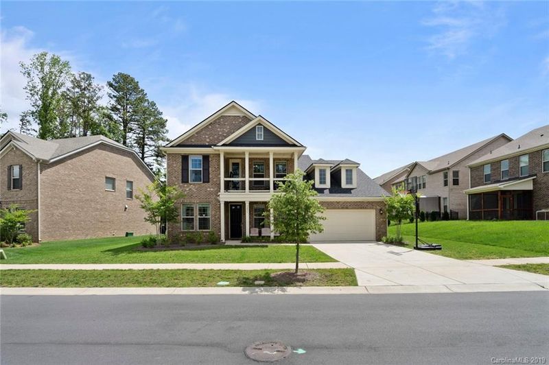 7231 Avoncliff Dr, Charlotte, NC 28270