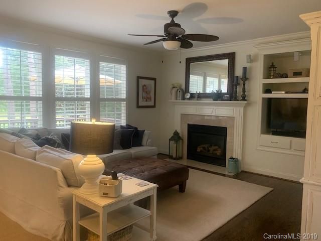 18316 Turnberry Ct, Davidson, NC 28036