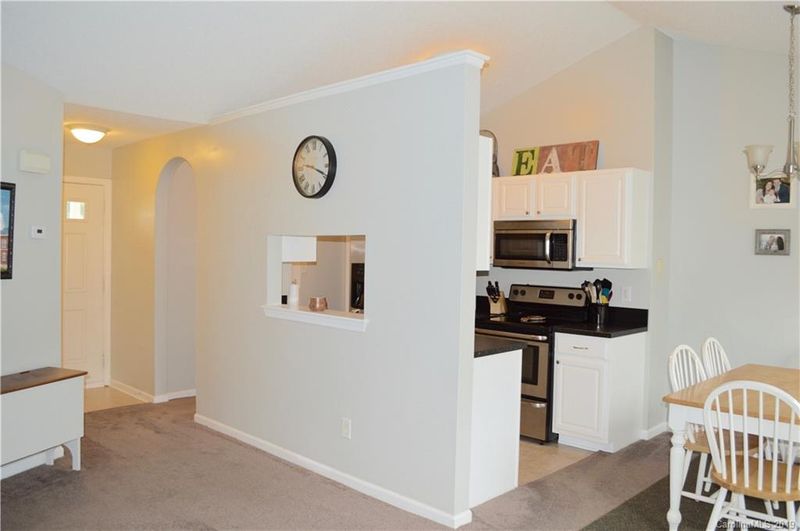 3244 Forest Creek Ct, Gastonia, NC 28052