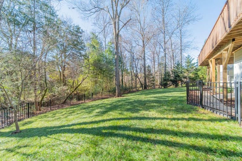 661 Buckleigh Ct, Concord, NC 28027