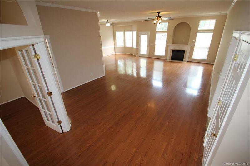 3023 Windsor Meadow Ln, Matthews, NC 28105