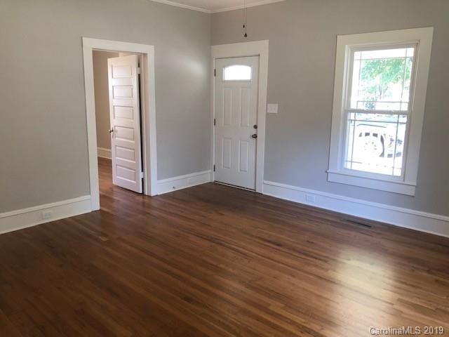 404 E 11th St E, Kannapolis, NC 28083
