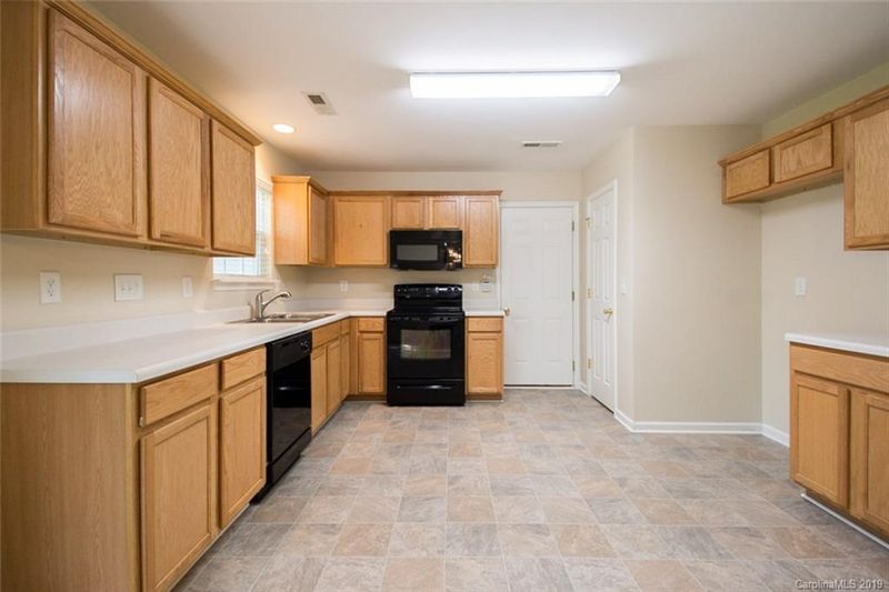 404 Erin Taylor Ln, Charlotte, NC 28206
