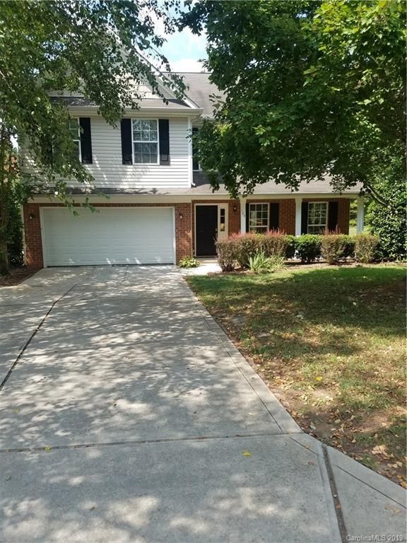 104 Longlea Dr, Clover, SC 29710