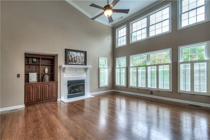 1156 Windsor Dr N, Kannapolis, NC 28081