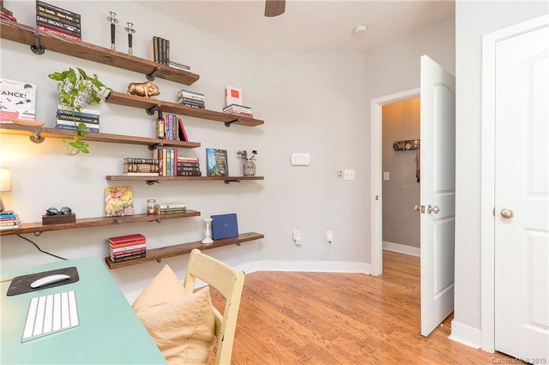 1027 Skyline View Way, Charlotte, NC 28204