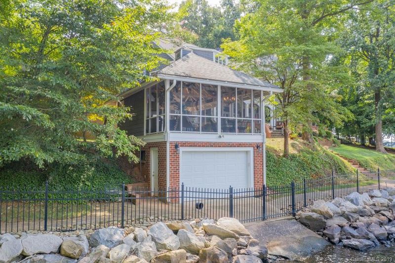 151 Goathill Rd, Mooresville, NC 28117