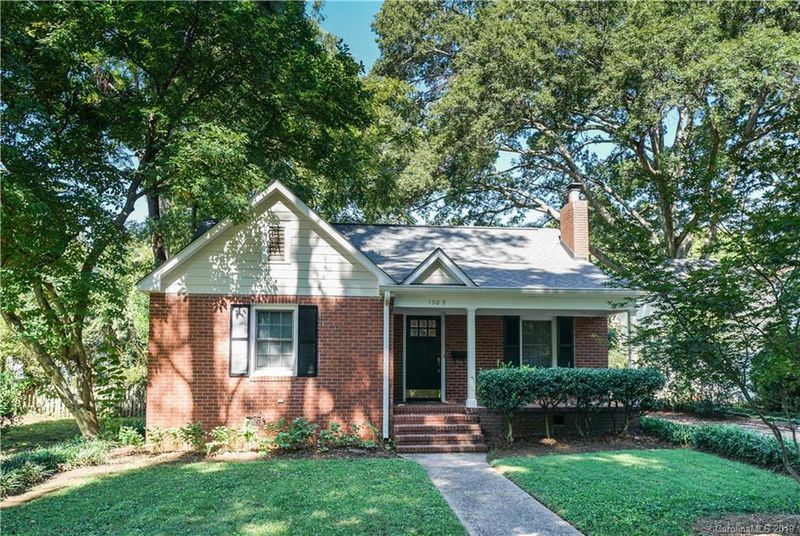 1909 Chatham Ave, Charlotte, NC 28205