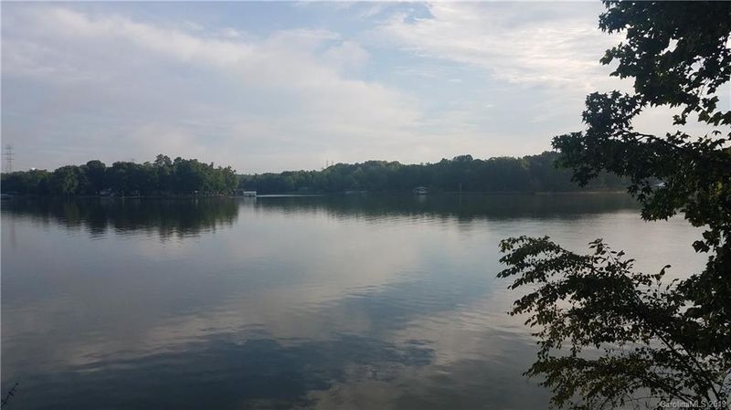 163 Mariners Bluff Rd #6, York, SC 29745
