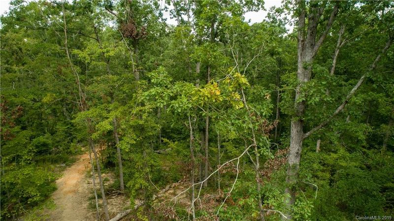 9081 Kings Dr, York, SC 29745