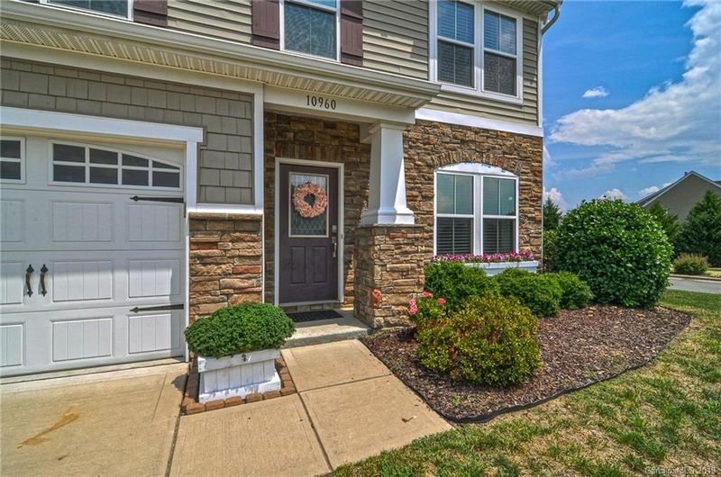 10960 Hat Creek Ln, Davidson, NC 28036