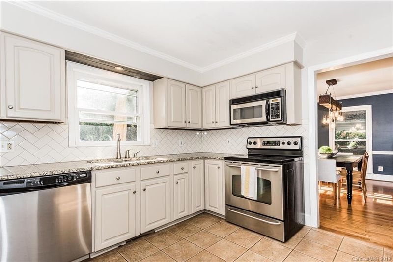 2310 Providence Rd, Charlotte, NC 28211