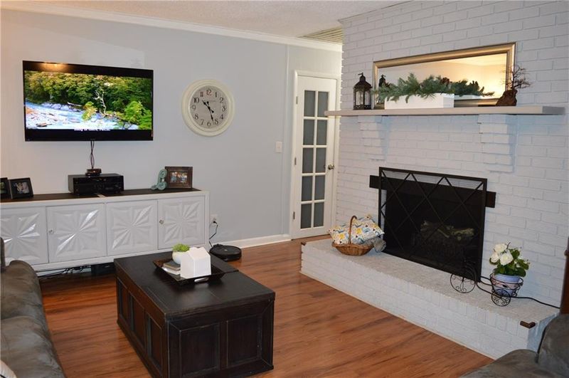 209 N 10th Ave, Maiden, NC 28650