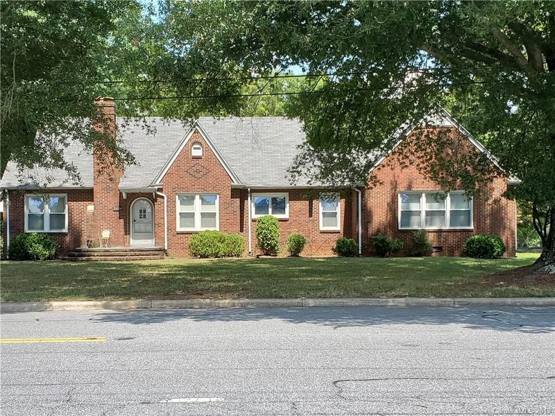 3524 Main St, Claremont, NC 28610