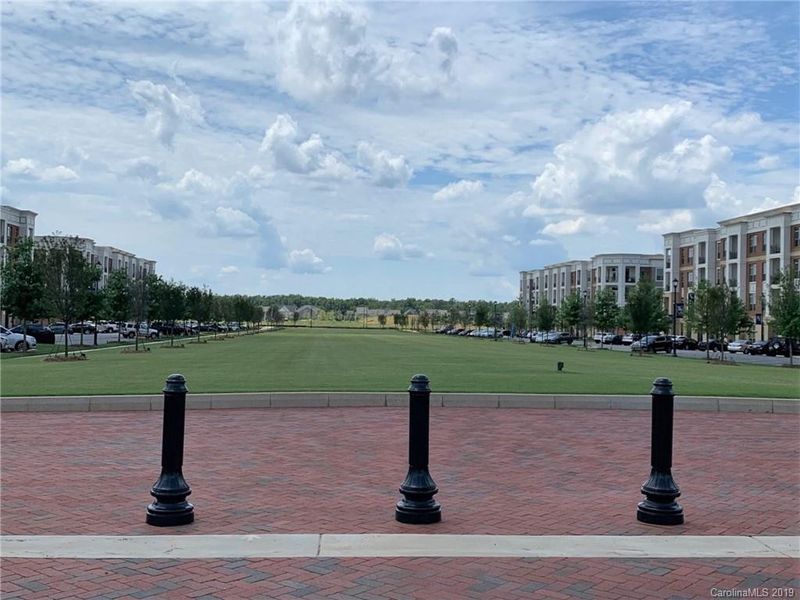 8022 Corn Hill Ave #4, Charlotte, NC 28277