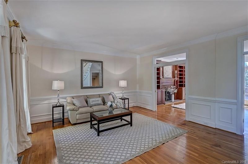2125 Tuckerbunn Dr, Charlotte, NC 28270