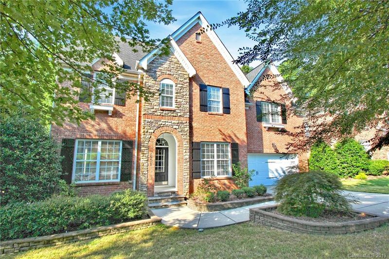 16413 Crystal Downs Ln, Charlotte, NC 28278