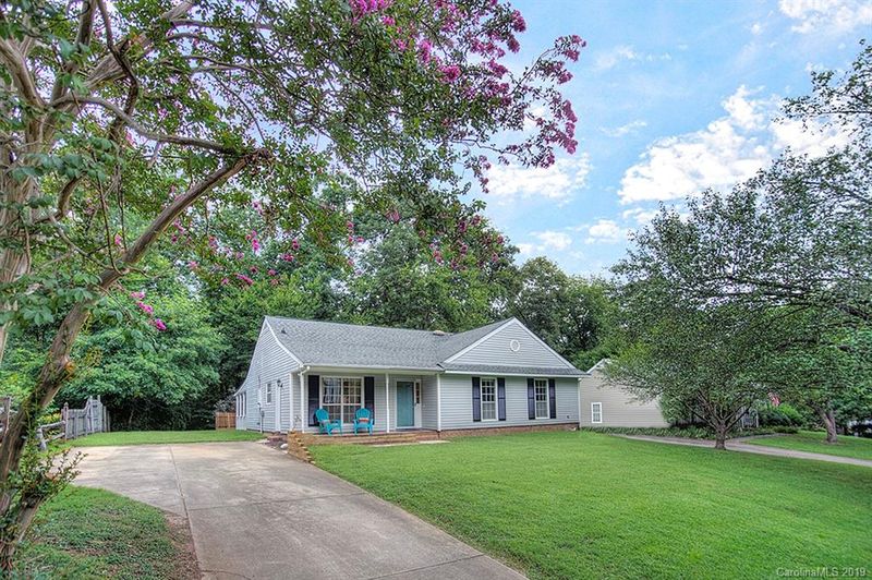 11827 Post Ridge Ct, Charlotte, NC 28226