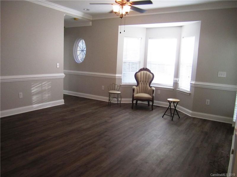 1050 Woodfield Dr, Kannapolis, NC 28081