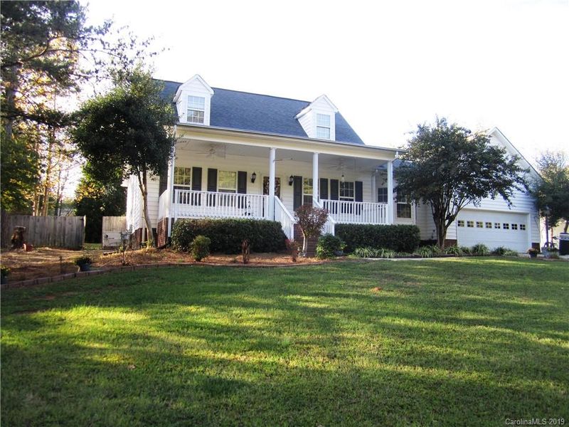 1050 Woodfield Dr, Kannapolis, NC 28081