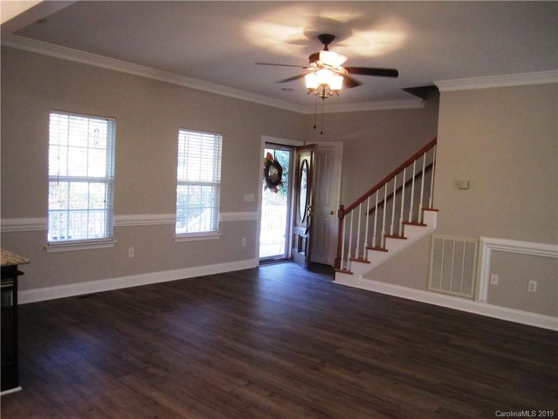 1050 Woodfield Dr, Kannapolis, NC 28081