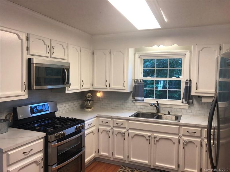 213 Briar Creek Rd, Gastonia, NC 28056