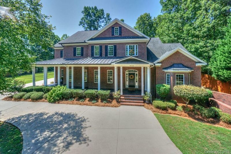 8733 Hagers Ferry Rd, Denver, NC 28037