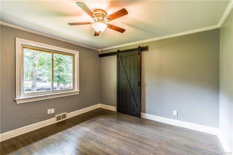 1498 Oakwood Ave, Kannapolis, NC 28081