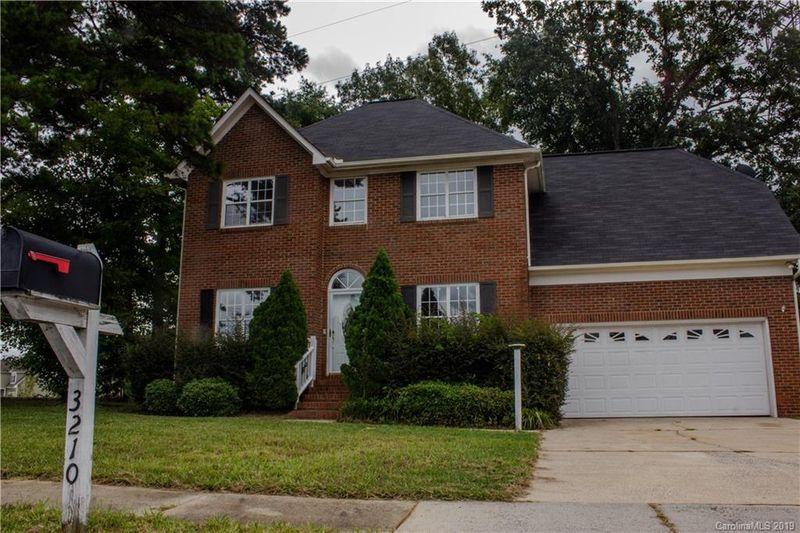 3210 Fairington Dr, Indian Trail, NC 28079