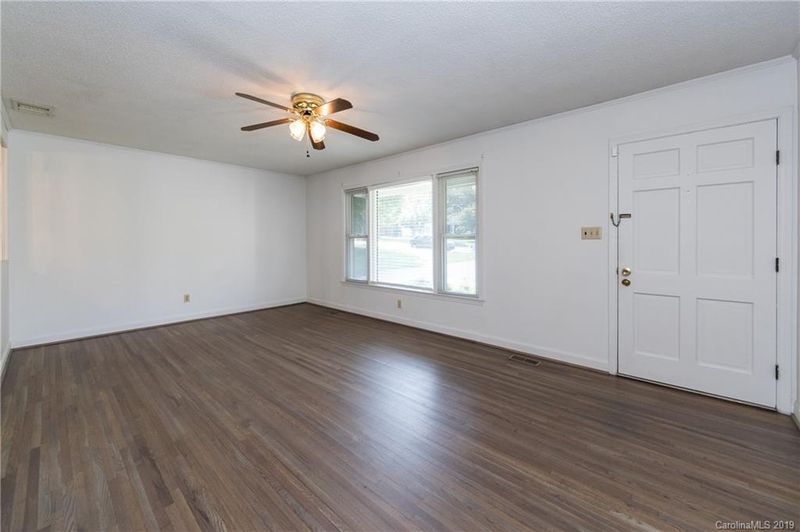148 Briarcliff Dr, Kannapolis, NC 28081