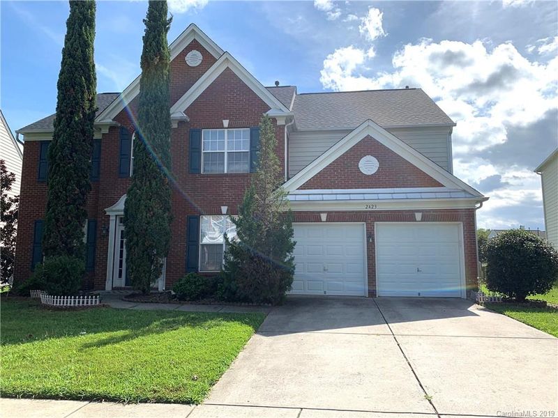 2423 Red Birch Dr, Charlotte, NC 28262