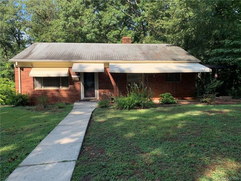 830 2nd St, Hickory, NC 28602