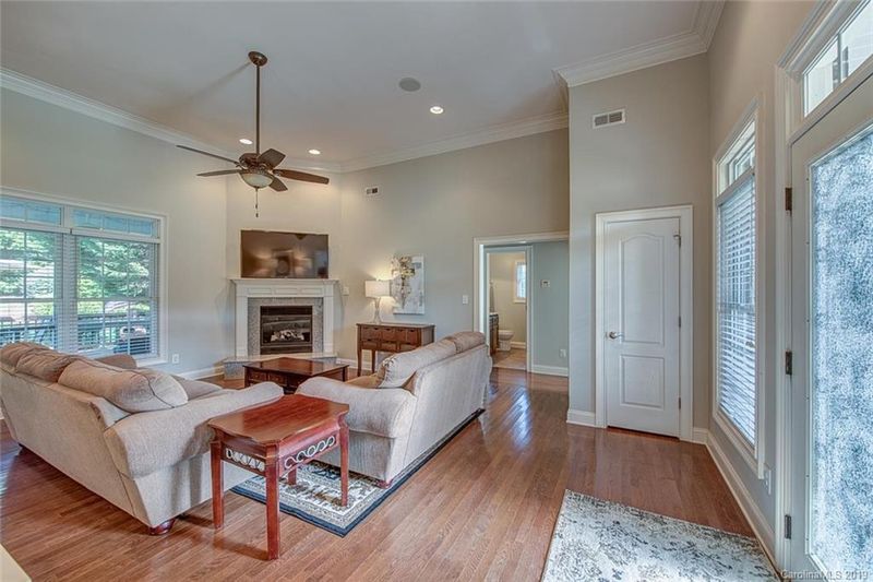 5164 Summerell Ave, Gastonia, NC 28056