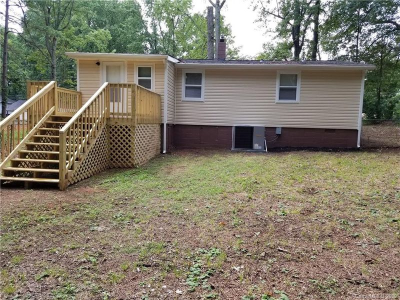 2717 Old Steele Creek Rd, Charlotte, NC 28208