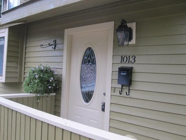 1013 N Center St, Hickory, NC 28601