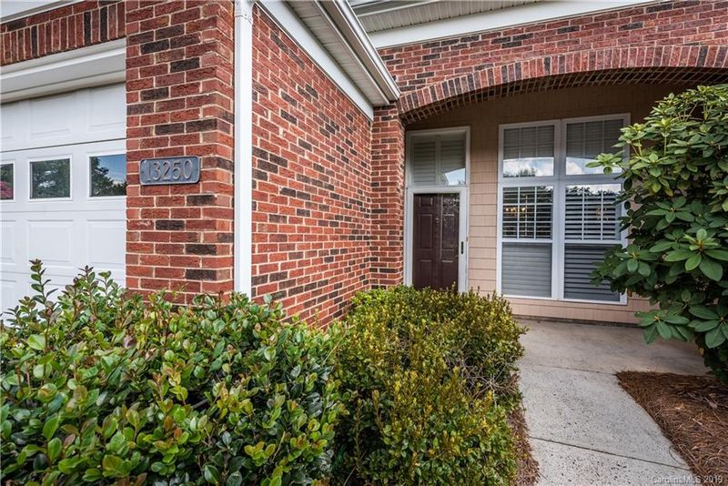 13250 Mint Lake Dr, Matthews, NC 28105